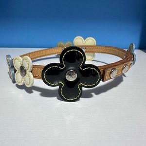 Louis Vuitton Patent Fleur Double-wrap bracelet (near vintage)